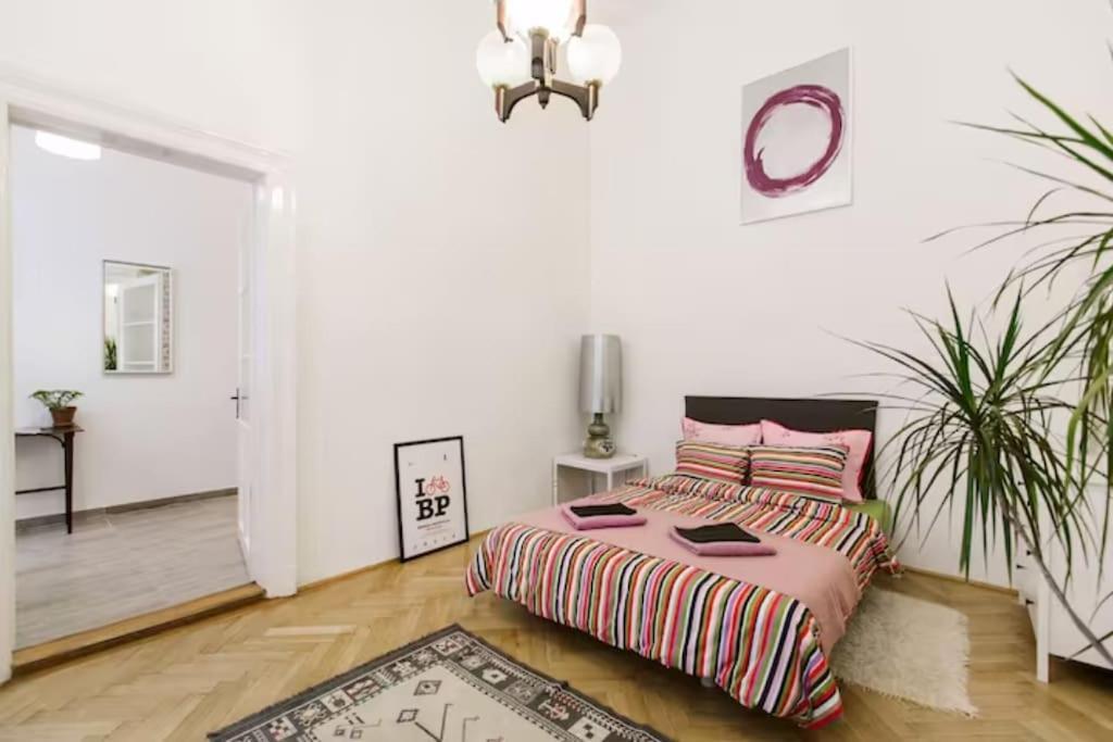 Central Apartment Kiraly Street 부다페스트 외부 사진